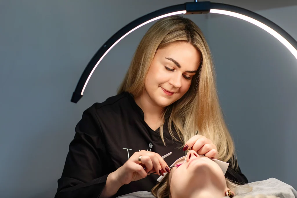 Blakstienų priauginimas